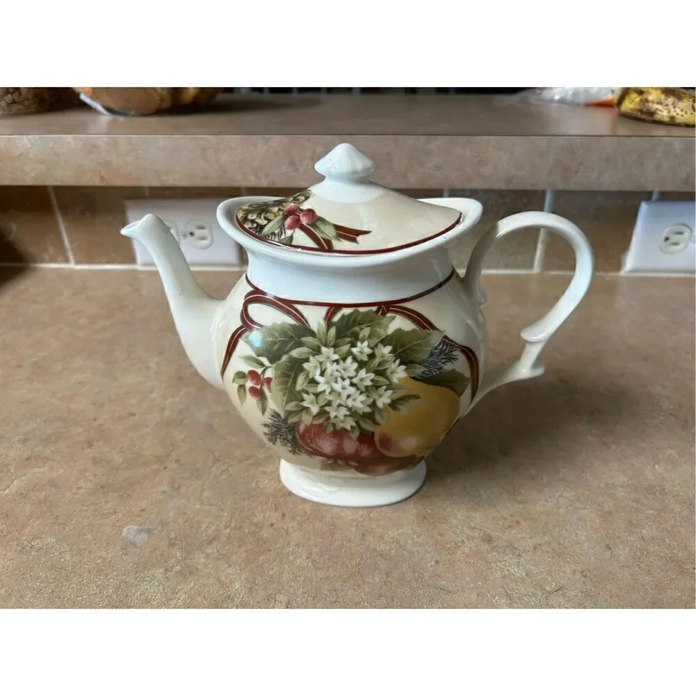 222 Fifth Yuletide Celebration Fine China Teapot Tea